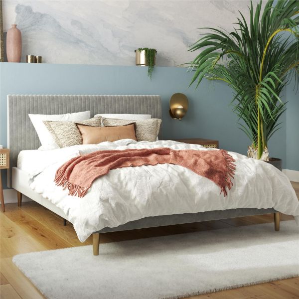  Daphne Queen Upholstered Bed, Light Gray Velvet 